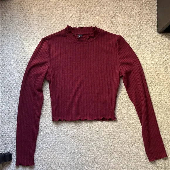 3 Shein long sleeved crop tops - Picture 6 of 7